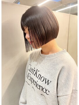 ガリカ 大名(Gallica) <森千晶>シルエットがかわいい黒髪ショートボブ