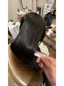 トライフ バイ アカラ(Trife by AKARA) 艶トリートメントカラー