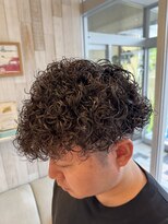 ラグーン(LAGOON)&nbsp;メンズ/スパイラルパーマ/マッシュ/かりあげ