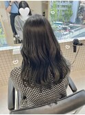 ダークグレージュ×セミロング