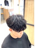 シャドウ無造作パーママッシュショートレイヤー刈り上げスタイル