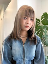 サンクマーケット 渋谷(cinq MARKET) 渋谷ブリーチカラーミディアムレイヤーミルクティーベージュ30代