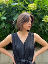 ジーナ 京都駅前(Zina) 透明感たっぷりオリーブベージュ ×ボブスタイル