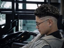 【フェードは技術で仕上がりに差が出ます】フェードカットが得意なスタイリスト多数在籍