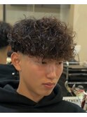 スペインカール ツイストスパイラル眉カットメンズパーマ