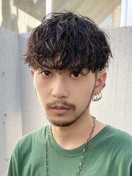 フィフスパーク(fifth PARK) 渋谷波巻きパーマ束感ツイストスパイラル無造作メンズパーマ色気