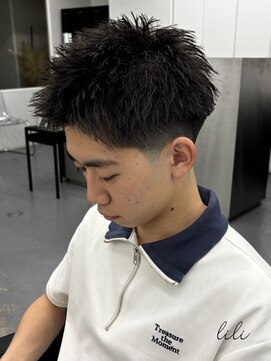 アンドメゾンオム(&Maison. homme) LILI/加古川/メンズ/スパイキーショート/フェード/メンズパーマ