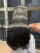 トゥエル バイ ディプティモイラ(tuelu by dipty MOILA)&nbsp;艶髪縮毛矯正心斎橋