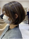 大人ハイライトショートボブ