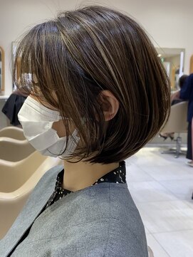 ピークアブー アヴェダ ギンザシックス(PEEK-A-BOO AVEDA GINZASIX) 大人ハイライトショートボブ
