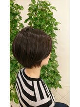 メゾン ド ボーテ(Maison de Beaute) 春の軽やか大人ショートボブ