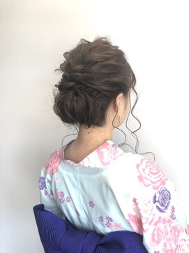 アヤナ バイ アヤラ(ayana by ayala) ふんわりギブソンタック〈浦安 新浦安 葛西 南行徳〉