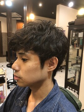 バーバー アカダマ メンズかわいいパーマ