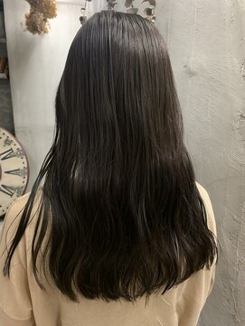 ロイジー(roijir) 【roijir 表参道】くすみカラー☆オリーブグレージュ