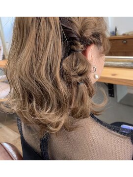 コンパス(COMPASS) フォーマルアレンジダウンスタイル