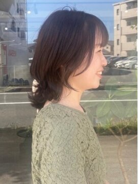 ラッキーヘア 加古川(Lucky Hair) 寒色カラー×くびれミディ【芝崎】