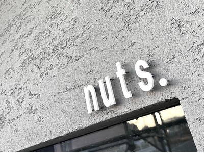 ナッツ(nuts.)