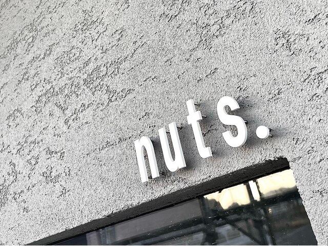 ナッツ(nuts.)