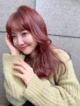 ホスタ 大阪梅田店(fosta) ベージュインナーカラーショートボブレイヤーミディアム前髪