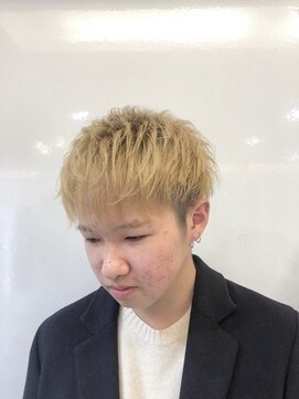 デザイニングヘアードゥ(designing hair Deux) ゴールデンカラー