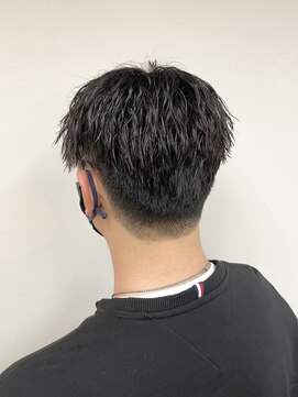 トップヘアー 玉島店(TOP HAIR) 《TOPHAIR 玉島店/ ビック》ソフトツイスト×刈り上げショート