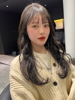 シティ(CITY)&nbsp;グレージュカラー　レイヤーカット　韓国ヘア