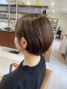 シェリッシュルーチェ(Sheriche luce) 丸みのあるショート×グレージュカラー