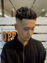 グッドプレイスアンドシング(Good Place&thing)&nbsp;メンズ刈り上げ短髪スキンフェードメッシュ極道パーマ
