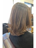 レイリー(LAiLy)&nbsp;ふんわり　ミディアムレイヤー