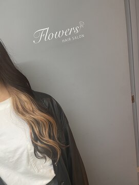 フラワーズ(Flowers) 【イメチェン☆インナーカラー】ロング／ベージュ