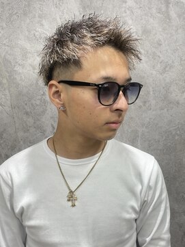 ダズルヘアーエイチ(DAZZLE hair H) ツイストスパイラルパーマホワイトメッシュハイライト