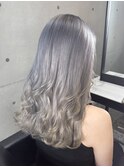 ホワイトグレーバレイヤージュハイライトケアブリーチハイトーン