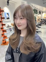 ソピ バイ インビテーション(sopi by invitation)&nbsp;シースルーバング ロングレイヤー くびれヘア ベージュカラー