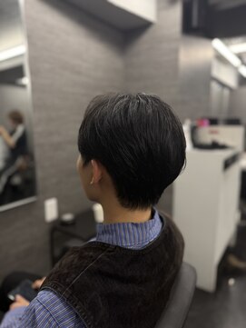 ローグ(ROGUE) 毛流れラウンドマッシュ