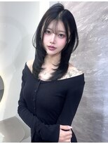 ラビス 池袋(Lovis) 《松本》黒髪/オリーブグレー/小顔ヘア