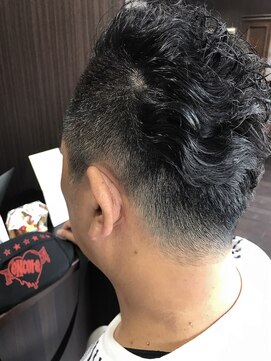 髪の美院 シャルマン ビューティー クリニック(Charmant Beauty Clinic) 刈り上げパーマ