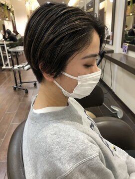 ヘアーアンドメイク ビス(HAIR&MAKE bis) ハンサムな丸みショート