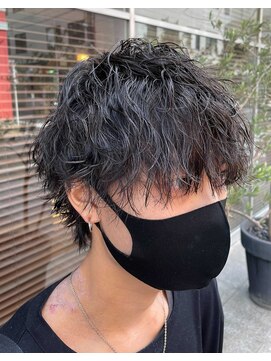 ビーワールド(B WORLD) 周りと差がつく、波巻スパイラルウルフ【藤枝/髪質改善】