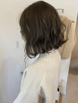 シェノン(chainon) 暗めアッシュカラー