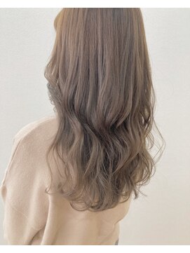 モルニ(MORNI) 髪質改善トリートメント_マロンベージュ Aラインボブ かきあげ