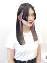 ココ 原宿(KOKO)&nbsp;黒髪小顔クラゲヘアーオリーブグレーココアベージュインナー