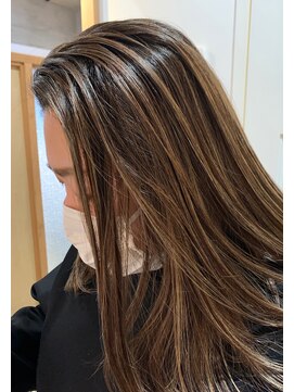 ホーミートウキョウ(HOMIE TOKYO) 渋谷×おすすめ×ケアブリーチ×イルミナカラー×ハイライト