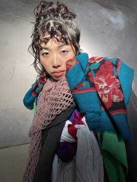 マカロンコワフュールドウシワカマル(macaron coiffure de ushiwakamaru) 『  dove   』