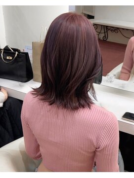 デュールイースト(Duul East) ミディアム×ピンクグレージュ