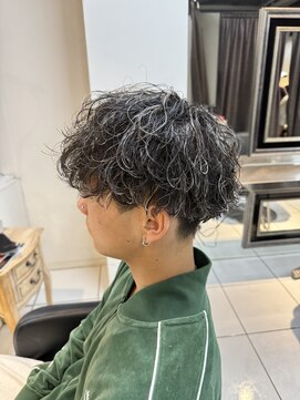 アイズ 海老名(AIZU) 波巻きスパイラルパーマ　ツイストスパイラル　メッシュパーマ