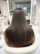 ピュクシス(pyxis) ロングレングスで髪質改善ストレート