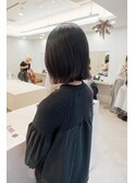 ボブ　ミニボブ  切りっぱなし　暗髪　イメチェンヘアスタイル