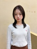 切りっぱなしボブ小顔カットグレージュミルクティ