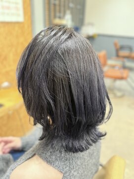 ブランカ バイ リッカ(Blanca by Ricca) フォギーブルーグレー/ミディウルフカット