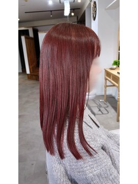 オモテ 町田店(Omote) バーガンディカラー